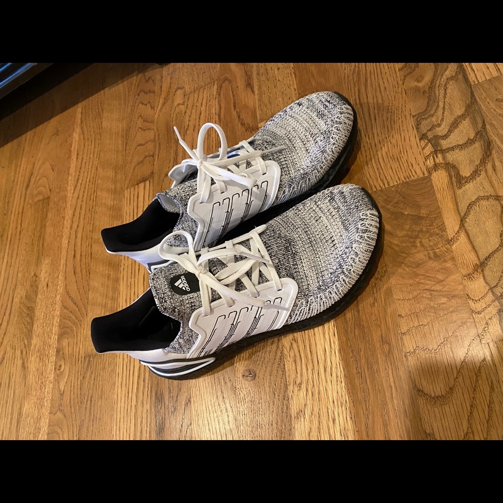Womens adidas ultraboost size 9.5